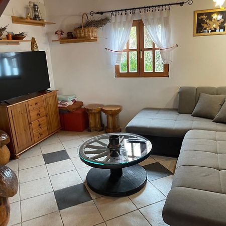 Villa Kuca Za Odmor Zeleni Breg Krapina Exterior foto