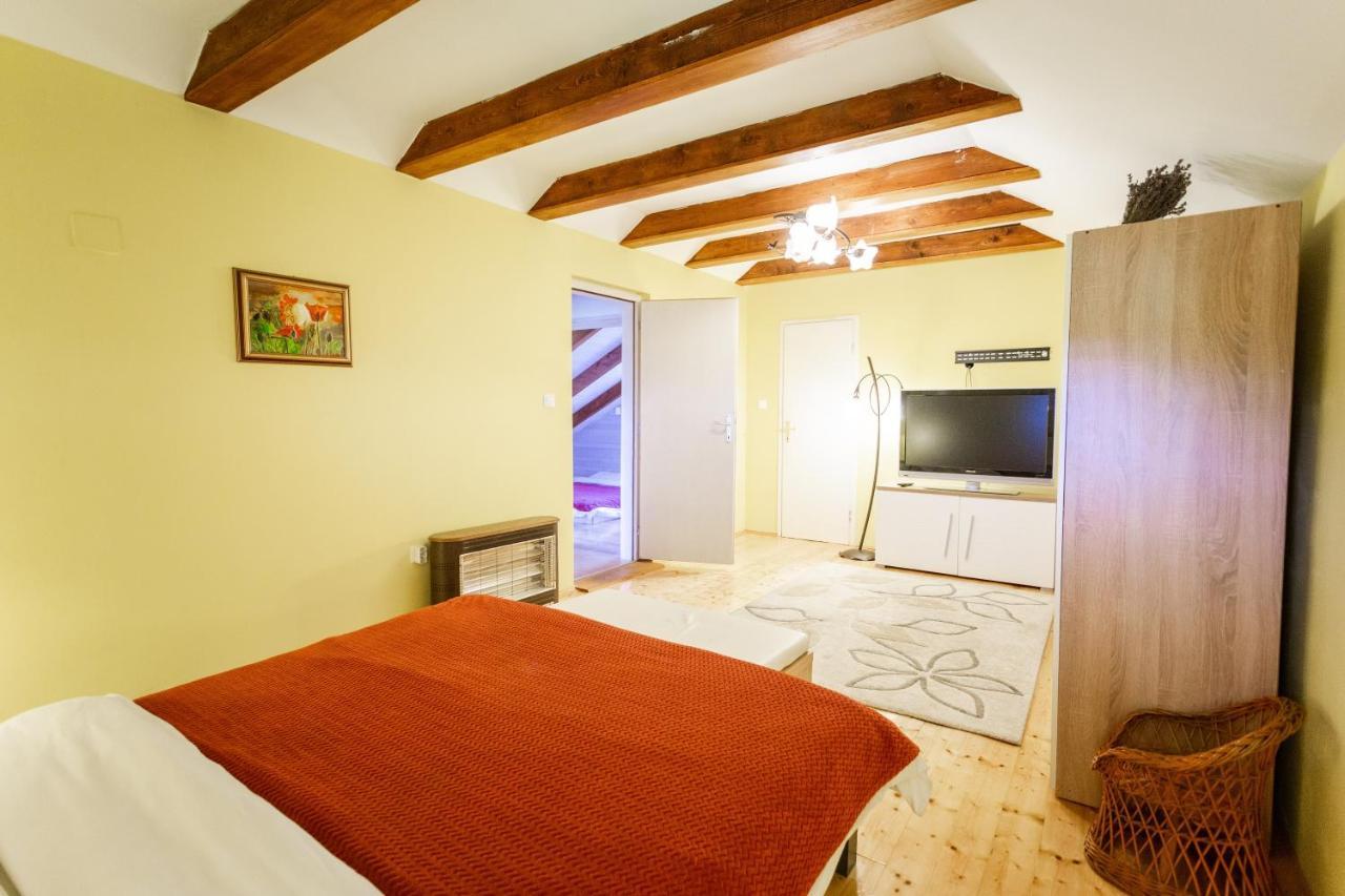 Villa Kuca Za Odmor Zeleni Breg Krapina Exterior foto